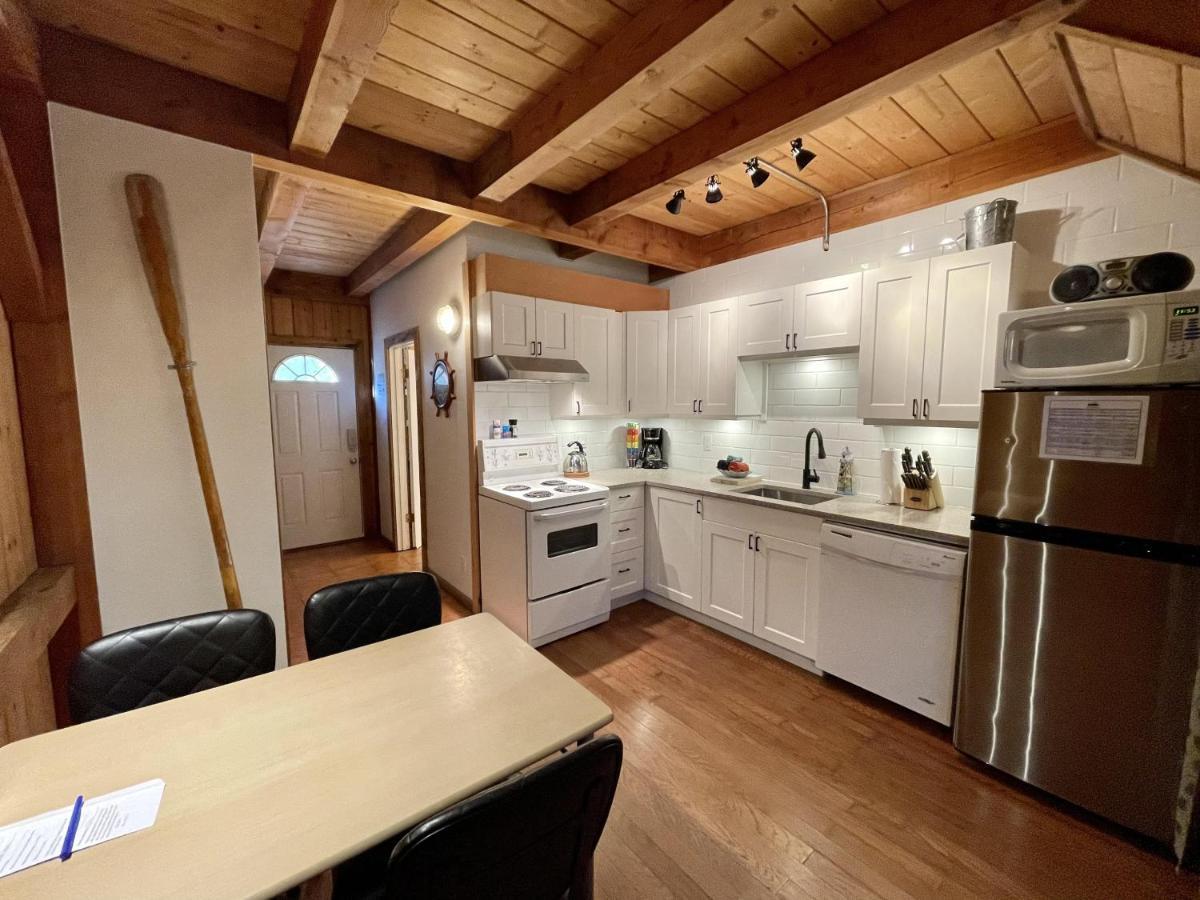 Waterfront Timber Frame Cottage! Ucluelet Εξωτερικό φωτογραφία