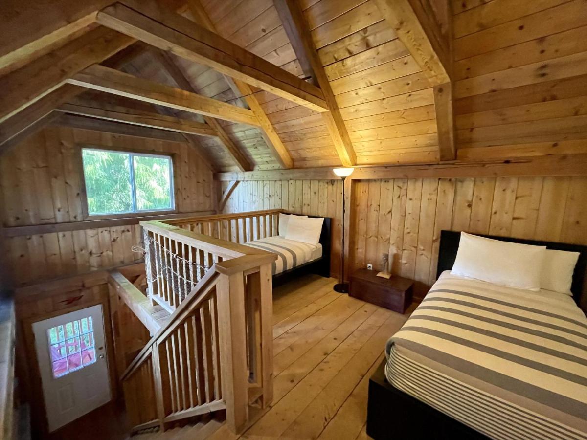 Waterfront Timber Frame Cottage! Ucluelet Εξωτερικό φωτογραφία