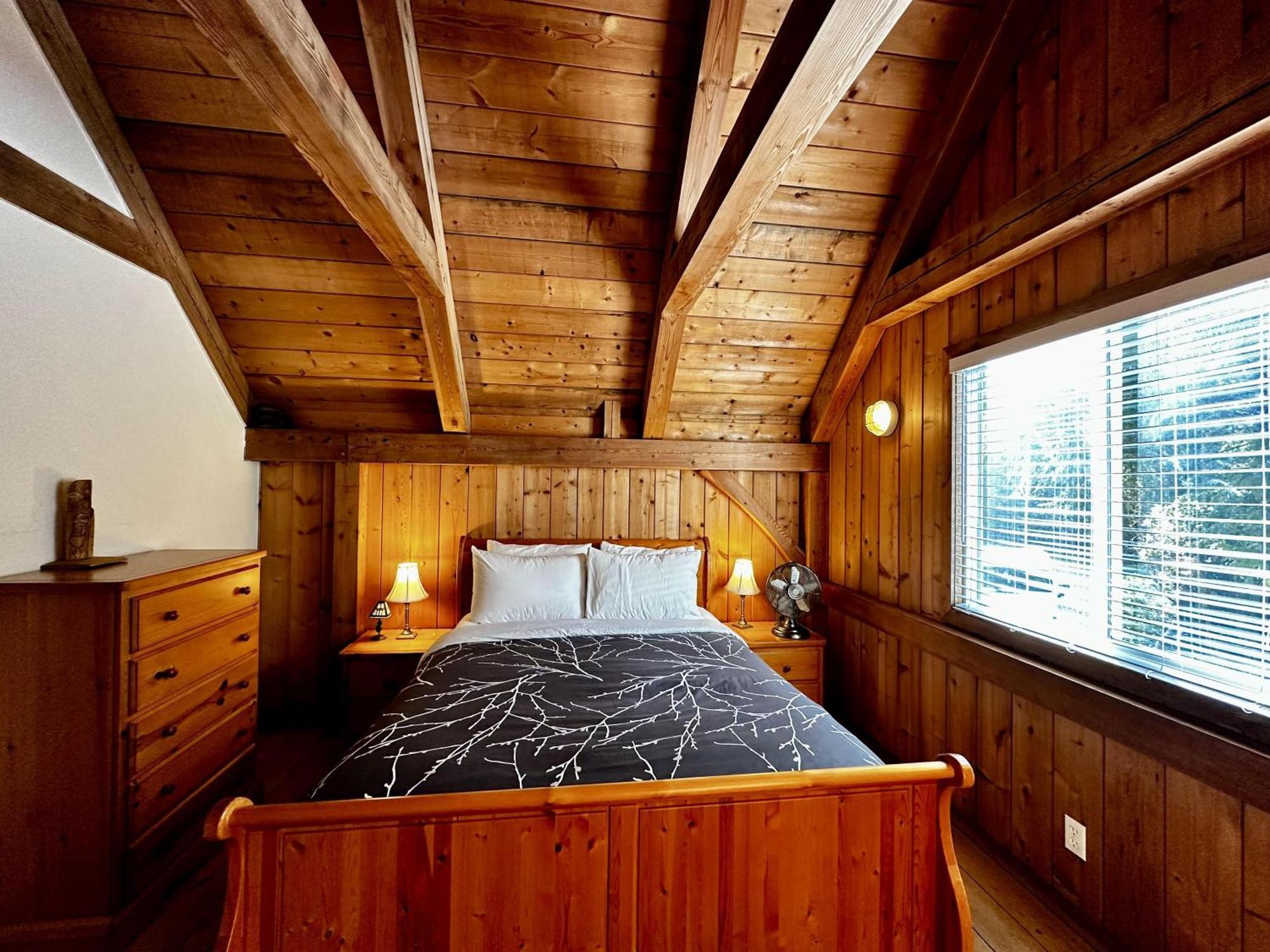 Waterfront Timber Frame Cottage! Ucluelet Εξωτερικό φωτογραφία
